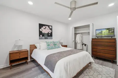 Bedroom 4 with a queen bed