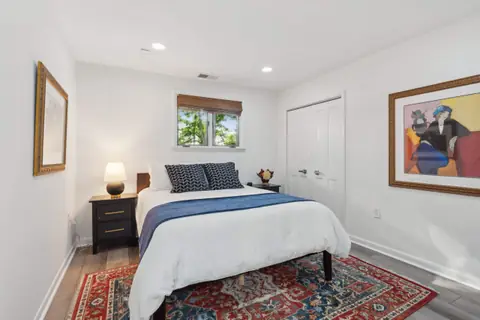 Bedroom 6 with a queen bed