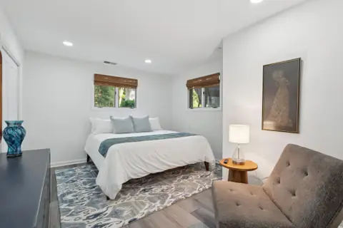 Bedroom 7 with a king bed
